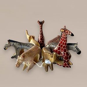NWT Set of 8 Handmade Safari Animals Napkin Rings Zebra Elephant Giraffe Cheetah